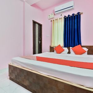 Hotel O Rainbow Homestay